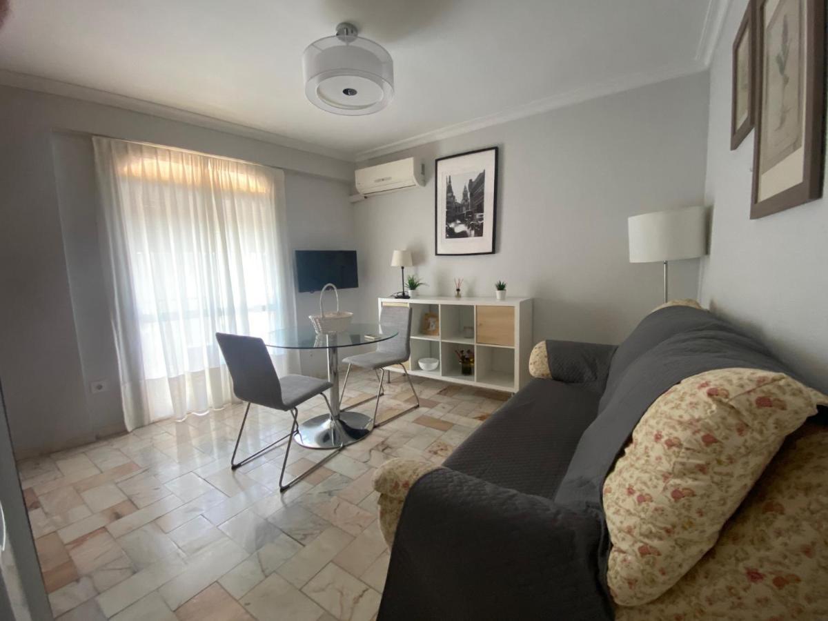 Acogedor Apartamento Placentines Daire Sevilla Dış mekan fotoğraf